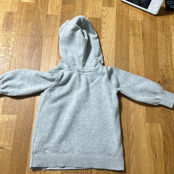 Minnie Mouse Sweater - Picture 2 of 4